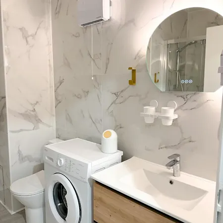 Le Saphir Nid Aix Simple Memorable Centre Et A Pied Apartment Aix-les-Bains